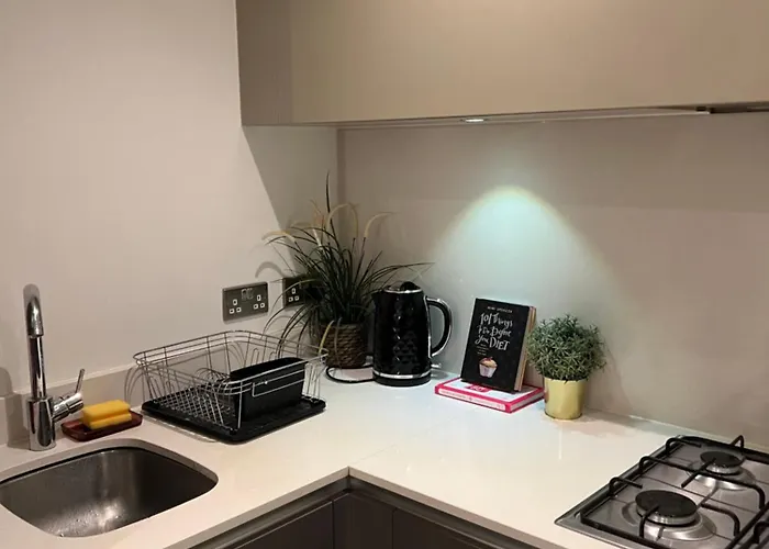 Modern Comfortable 1-Br Flat In Heart Of Stockwell